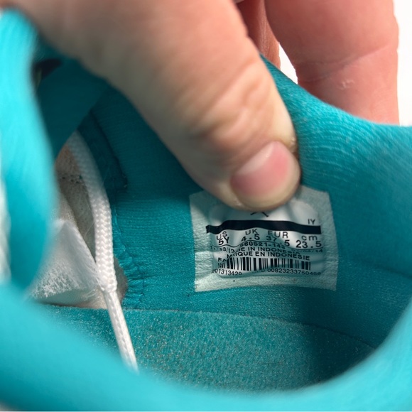 Nike Air Jordan 11 Retro Low GS “Aqua Safari” 2023 - Picture 8 of 8